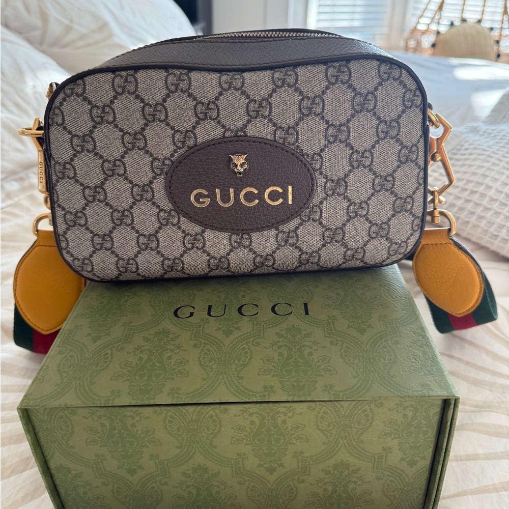 Gucci Neo Vintage Cross Body Bag
